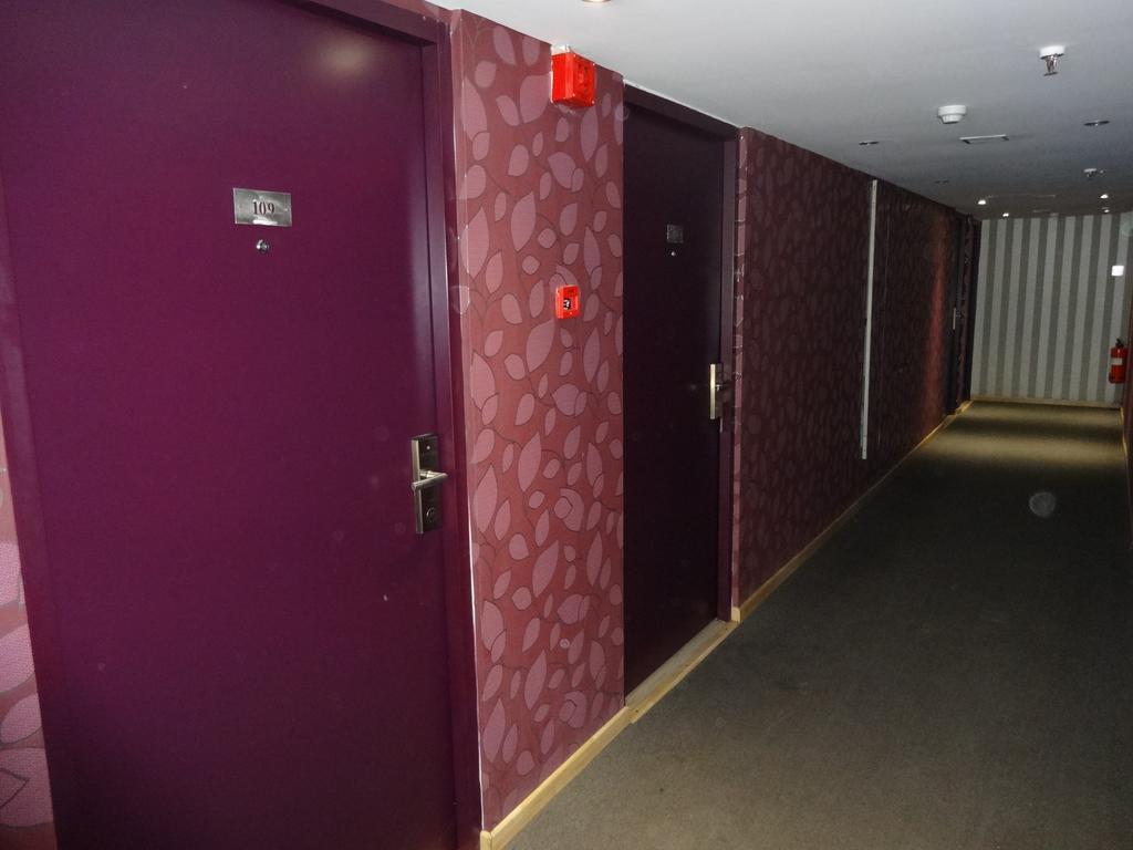 The Purple Leaf Hotels Hyderabad Exterior foto