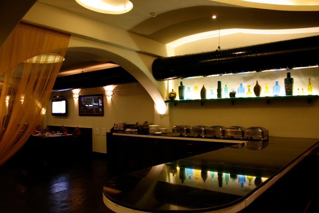 The Purple Leaf Hotels Hyderabad Exterior foto
